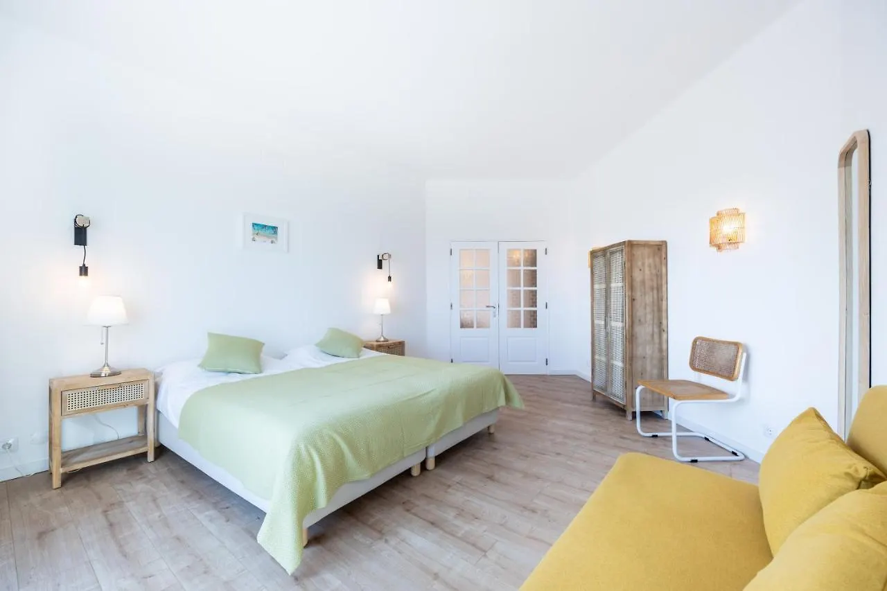 Fortaleza Sea View Villa Miramar - Apartment With Private Pool Budens 0*,  Portugal